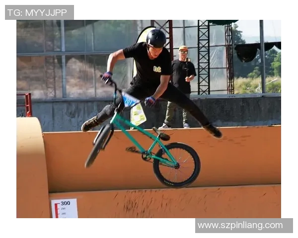 深圳极限运动队与上海极限运动队赛后复盘个人能力分析与对比 深圳极限运动队与上海极限运动队赛后复盘个人能力分析与对比