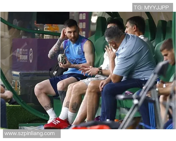 足球明星们的茶饮偏好揭秘:他们最爱的茶叶与健康生活方式 足球明星们的茶饮偏好揭秘:他们最爱的茶叶与健康生活方式